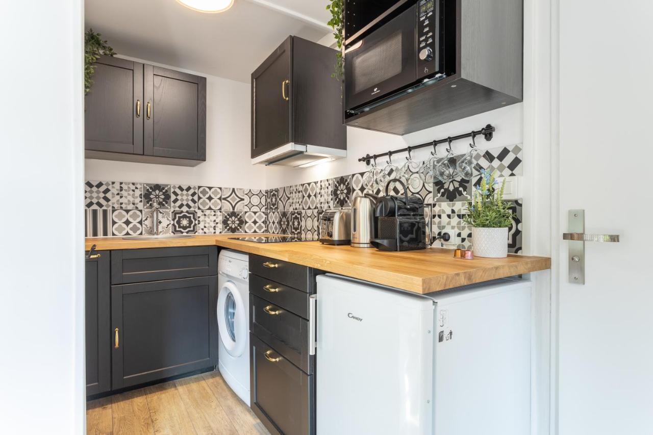 Ferienwohnung Le Grand Parilly Bron Exterior foto